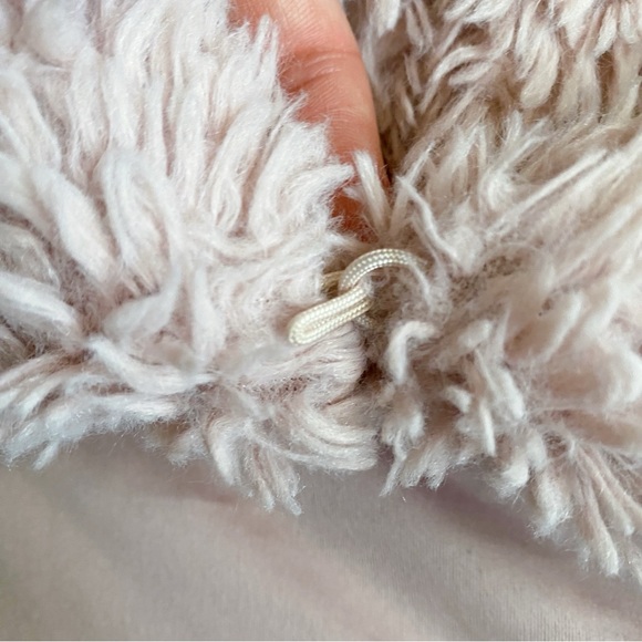 ❄️ CONTEMPORARY BLUSH FAUX FUR TEDDY JACKET! - Picture 12 of 14